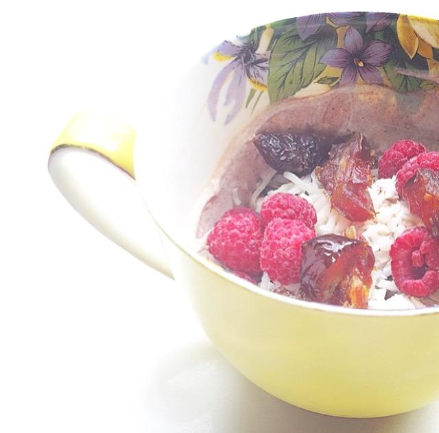 Yoghurt-with-berries.jpg